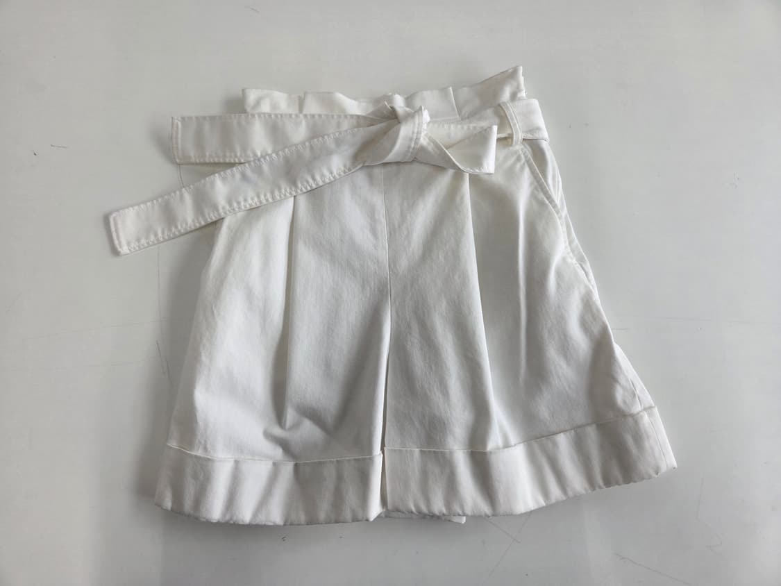 부티크 모스키노 하노 화이트 넷 쇼츠 67-92 상품이미지1