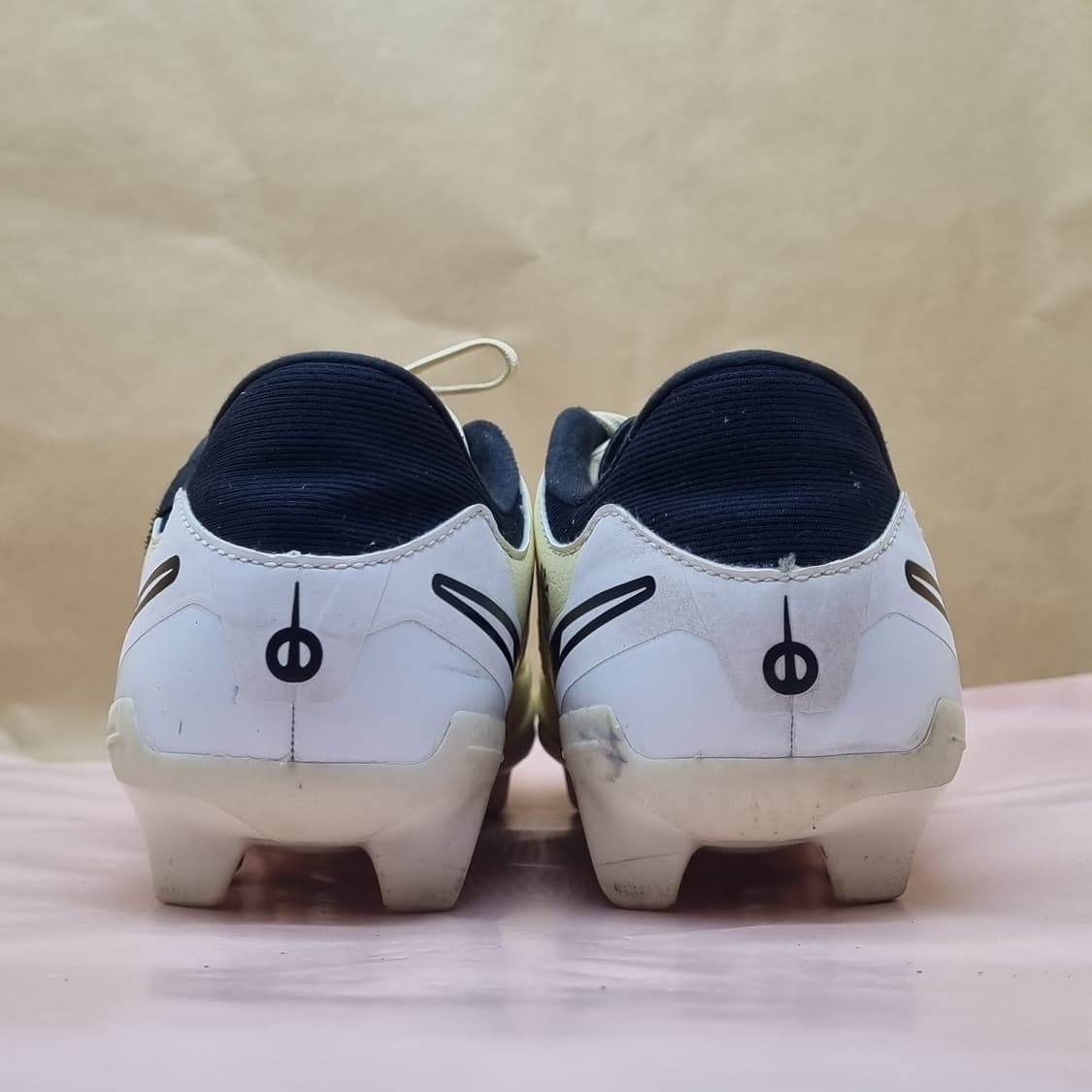 나이키 티엠포 레전드 10프로 축구화260 상품이미지4