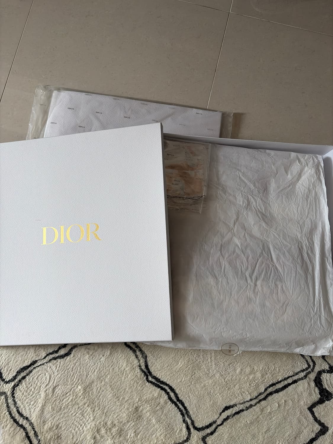 디올 북토트 상품이미지1