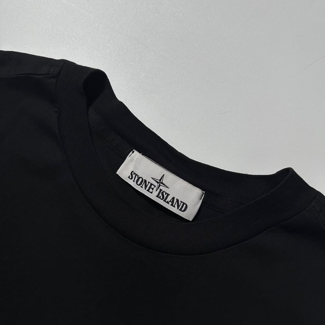 스톤아일랜드 로고 반팔 티셔츠 상품이미지4