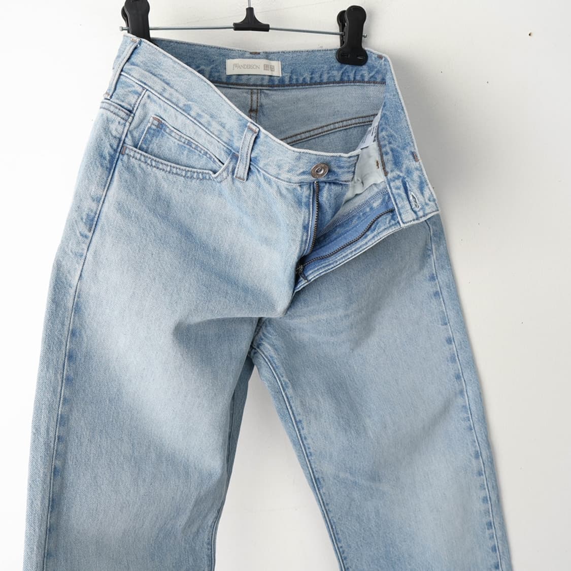 25/유니클로 JW앤더슨 스트레이트진 상품이미지5