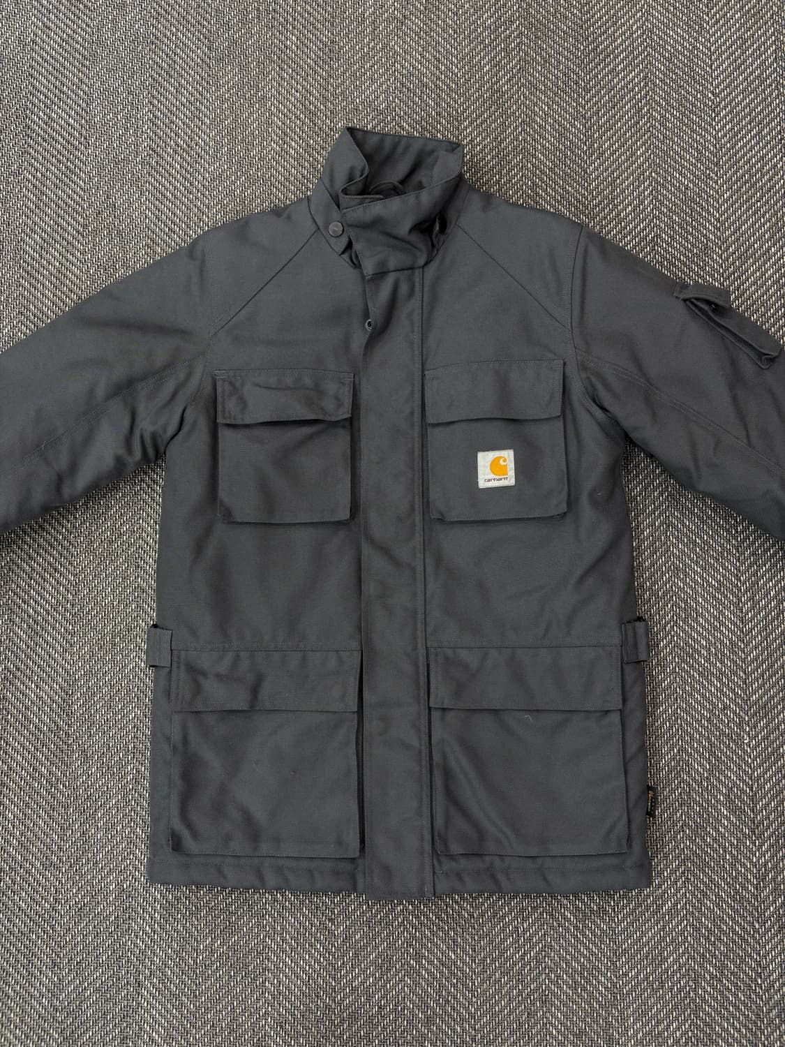 칼하트 트레디셔널 패딩 코트 상품이미지2