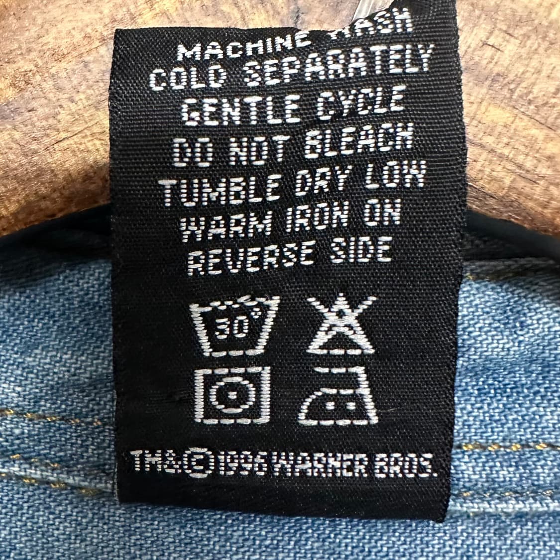 90‘s 워너브로스 태즈 자수 셔츠 상품이미지6