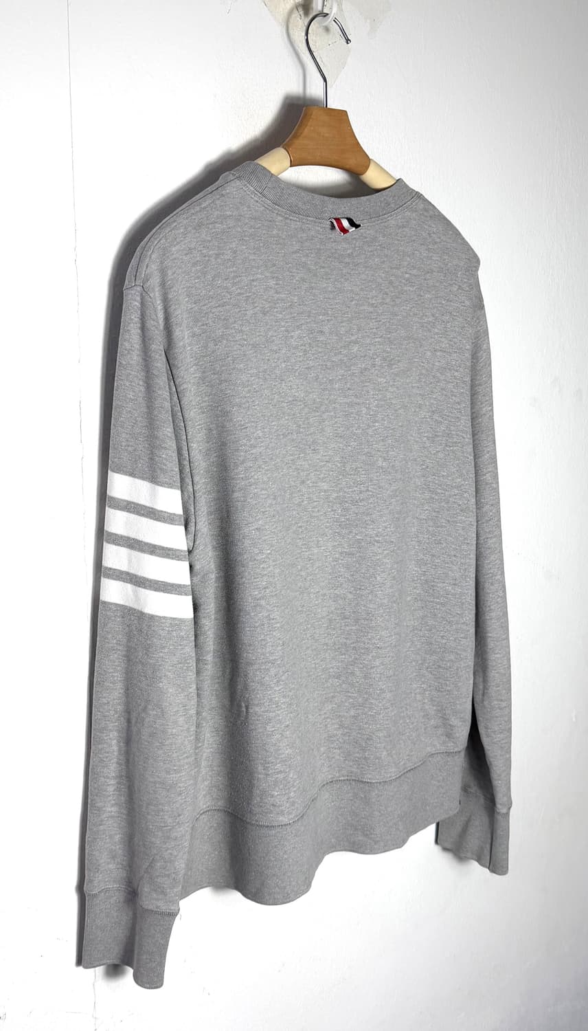 톰브라운 맨투맨 상품이미지2