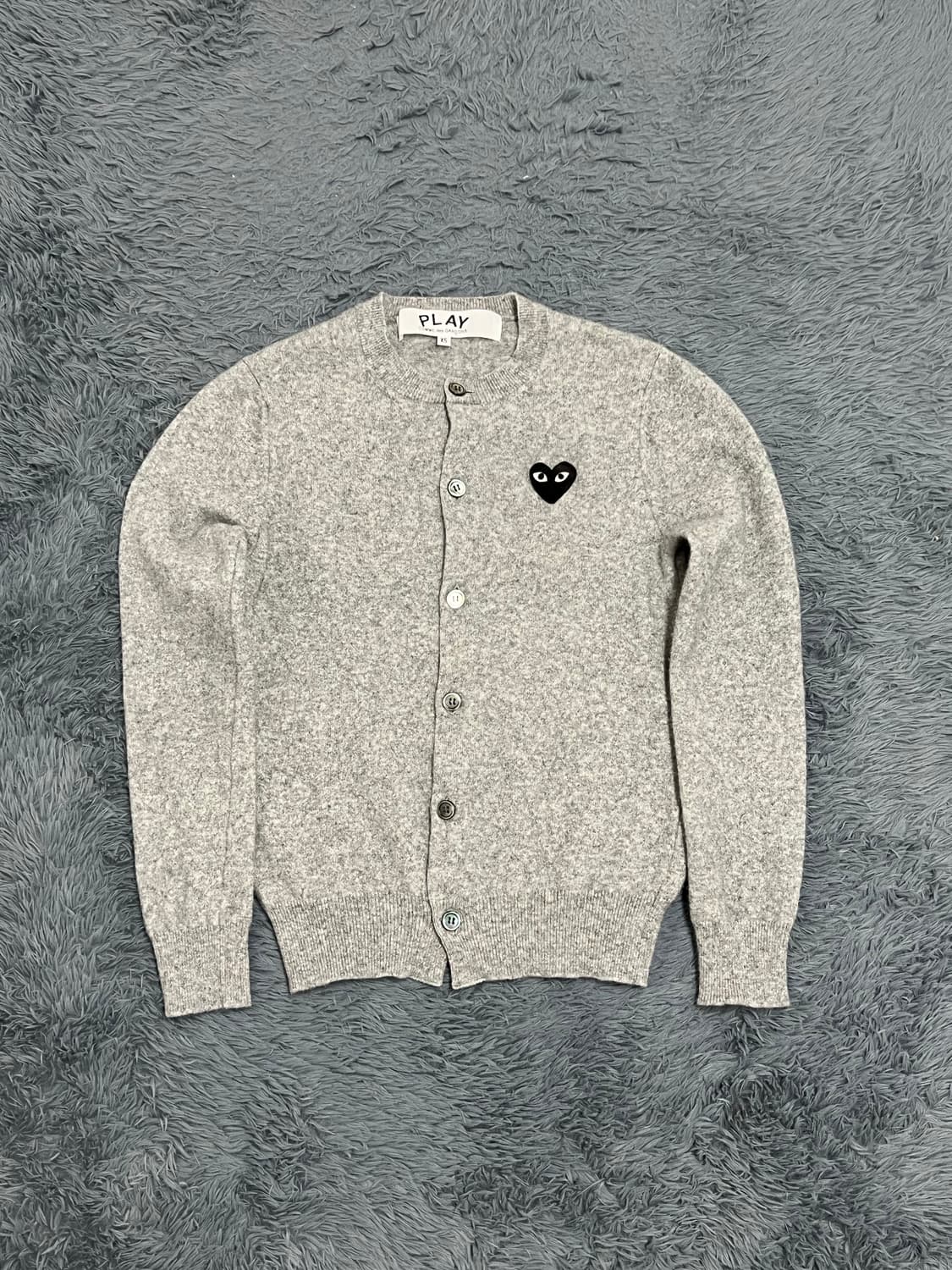 꼼데가르송 블랙 하트로고 그레이 가디건xs 상품이미지1