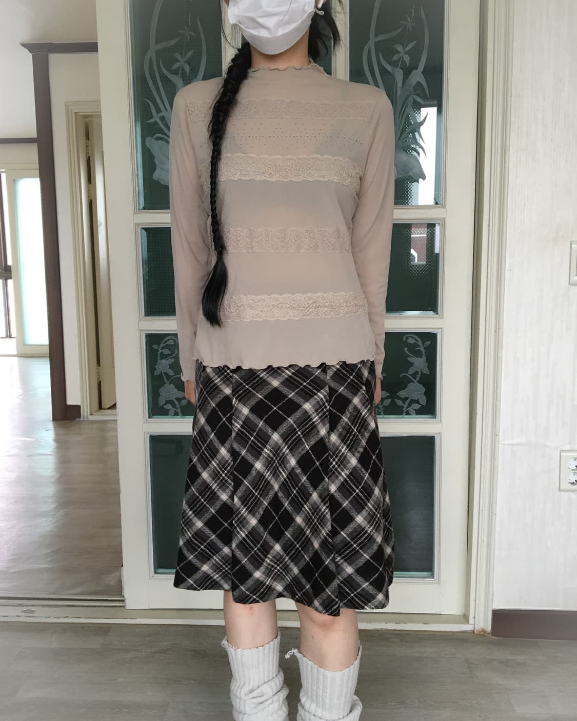 Lace line detail high neck mesh sleeve 상품이미지1
