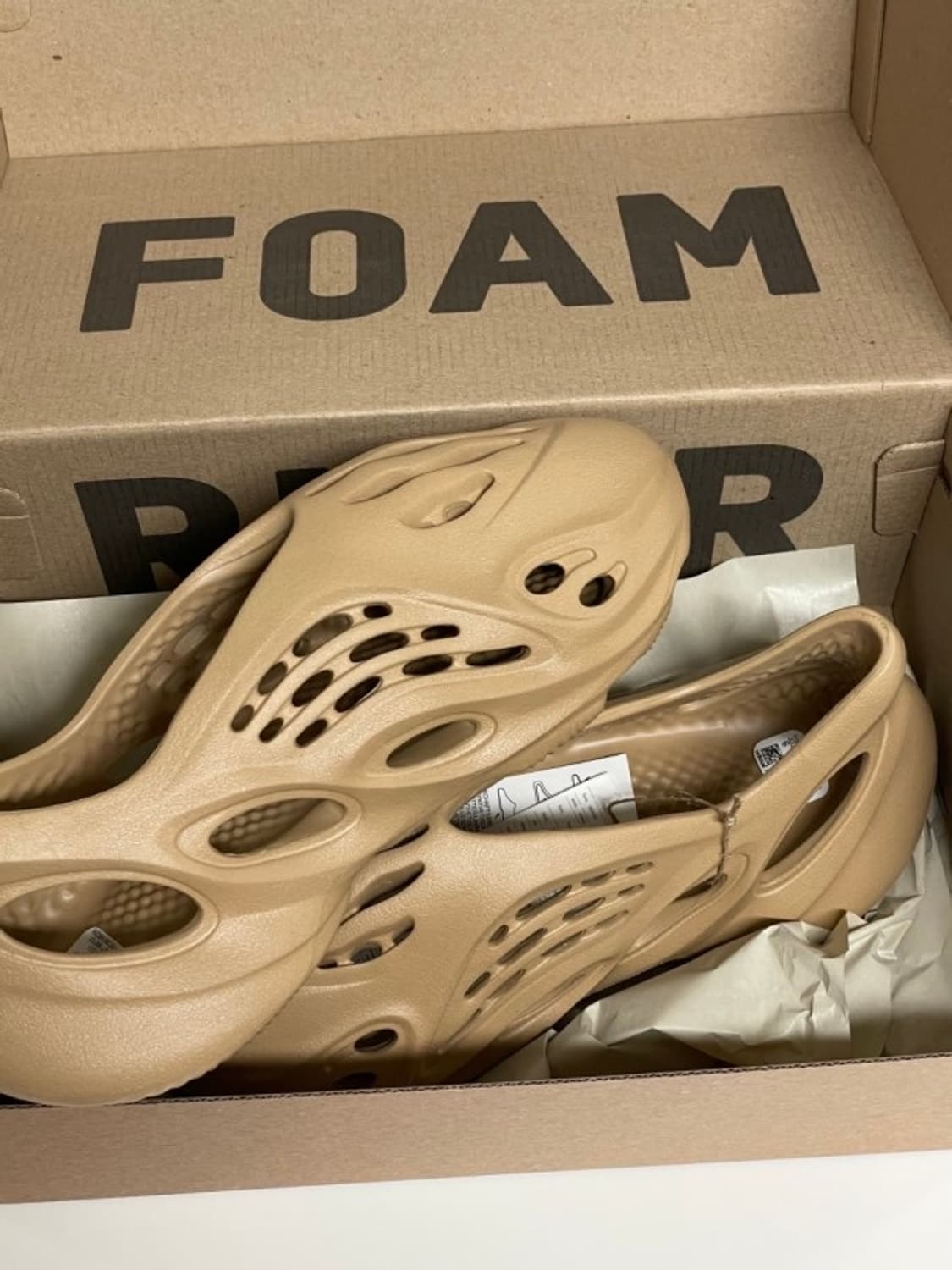 아디다스 이지 폼러너 오커 295 상품이미지2