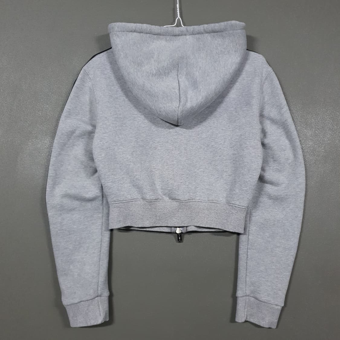 여성 55 본투윈 신형 24fw 크롬 B 블랙라인 크롭 후드집업 자켓 2 상품이미지10