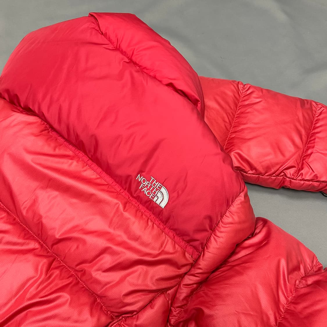 노스페이스 구스다운 눕시 700 레드 패딩 95 상품이미지9