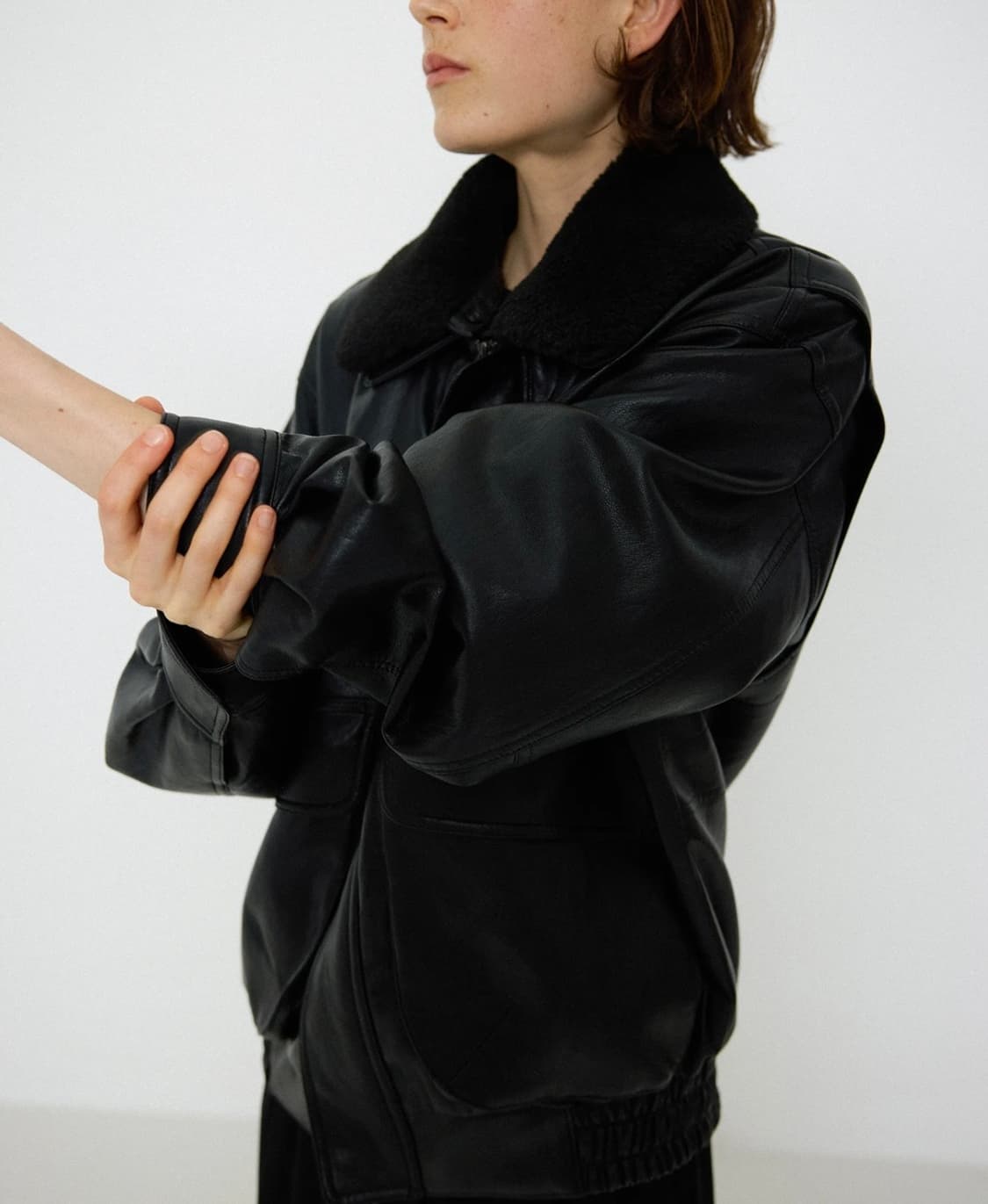 로우(L‘EAU) 오버핏 가죽자켓 상품이미지4