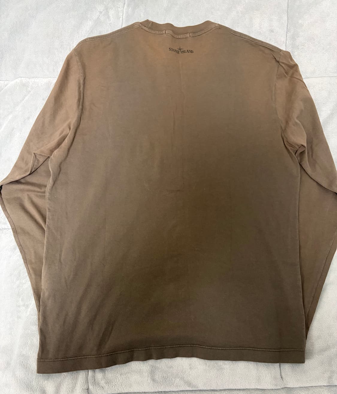 스톤아일랜드 롱슬리브 상품이미지2