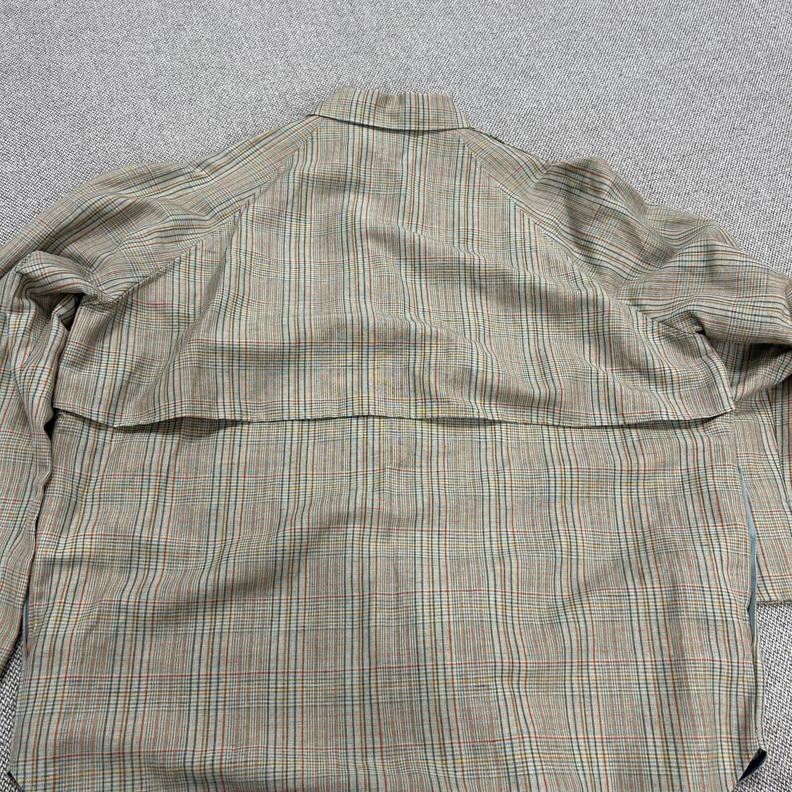 더캐시미어 절개 포켓 체크셔츠(88) 상품이미지7