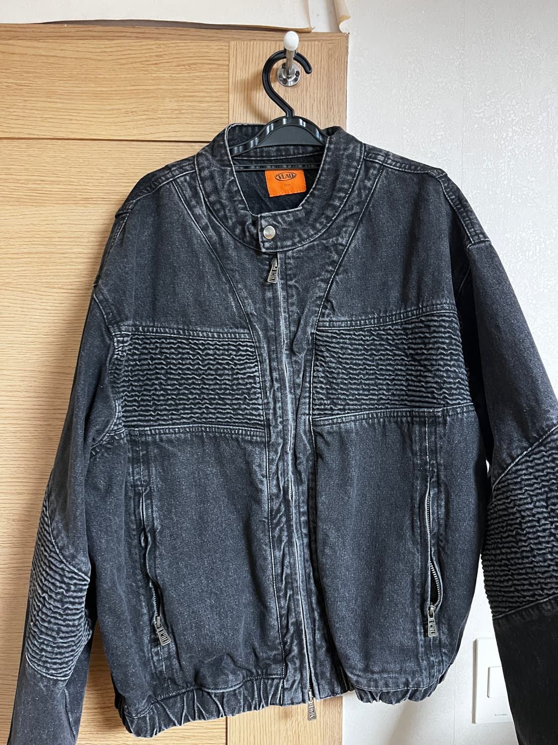 디미트리블랙 워시드 데님 바이커 자켓 상품이미지4