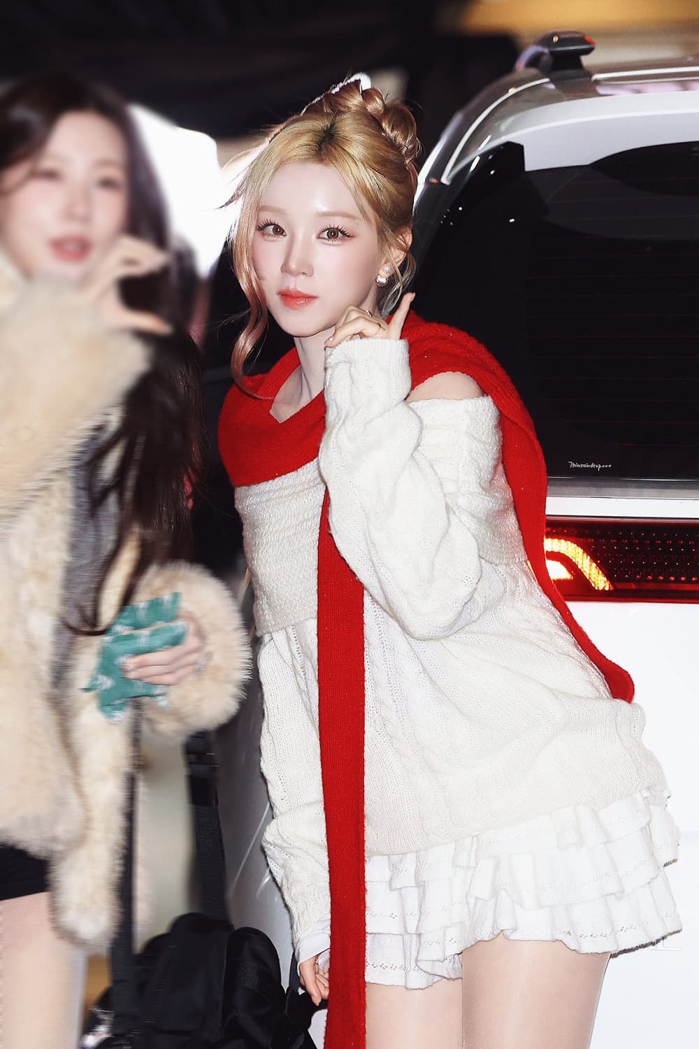 아수라 알파카 트위스트 오프 숄더 니트 스카이블루 상품이미지2