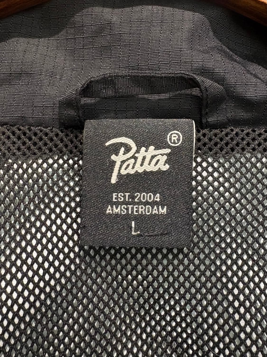 파타 등판 로고 윈드브레이커 상품이미지9