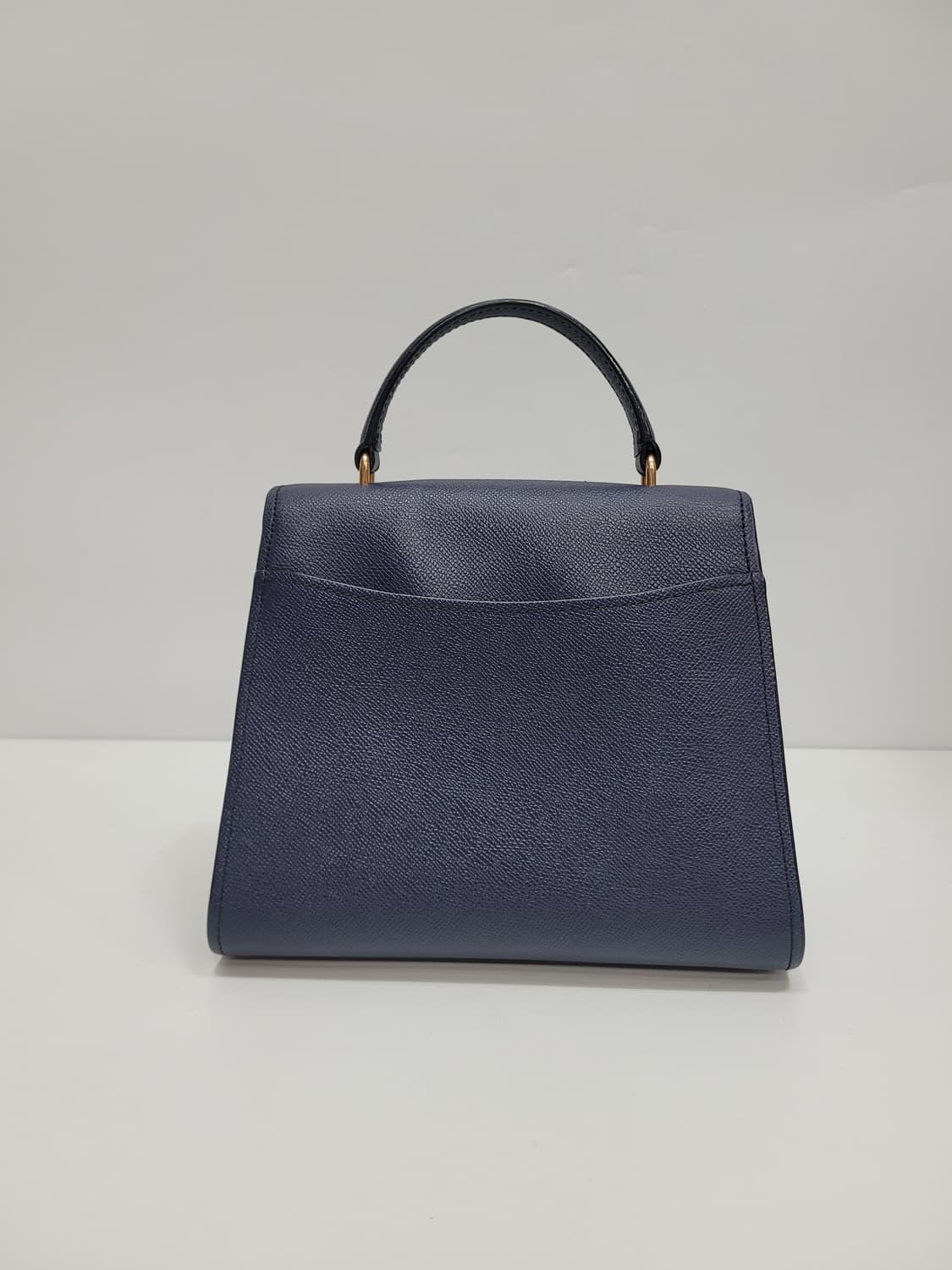 BEAN POLE 20FW 빈폴 블링 사첼백 / 가죽 블랙
 상품이미지5