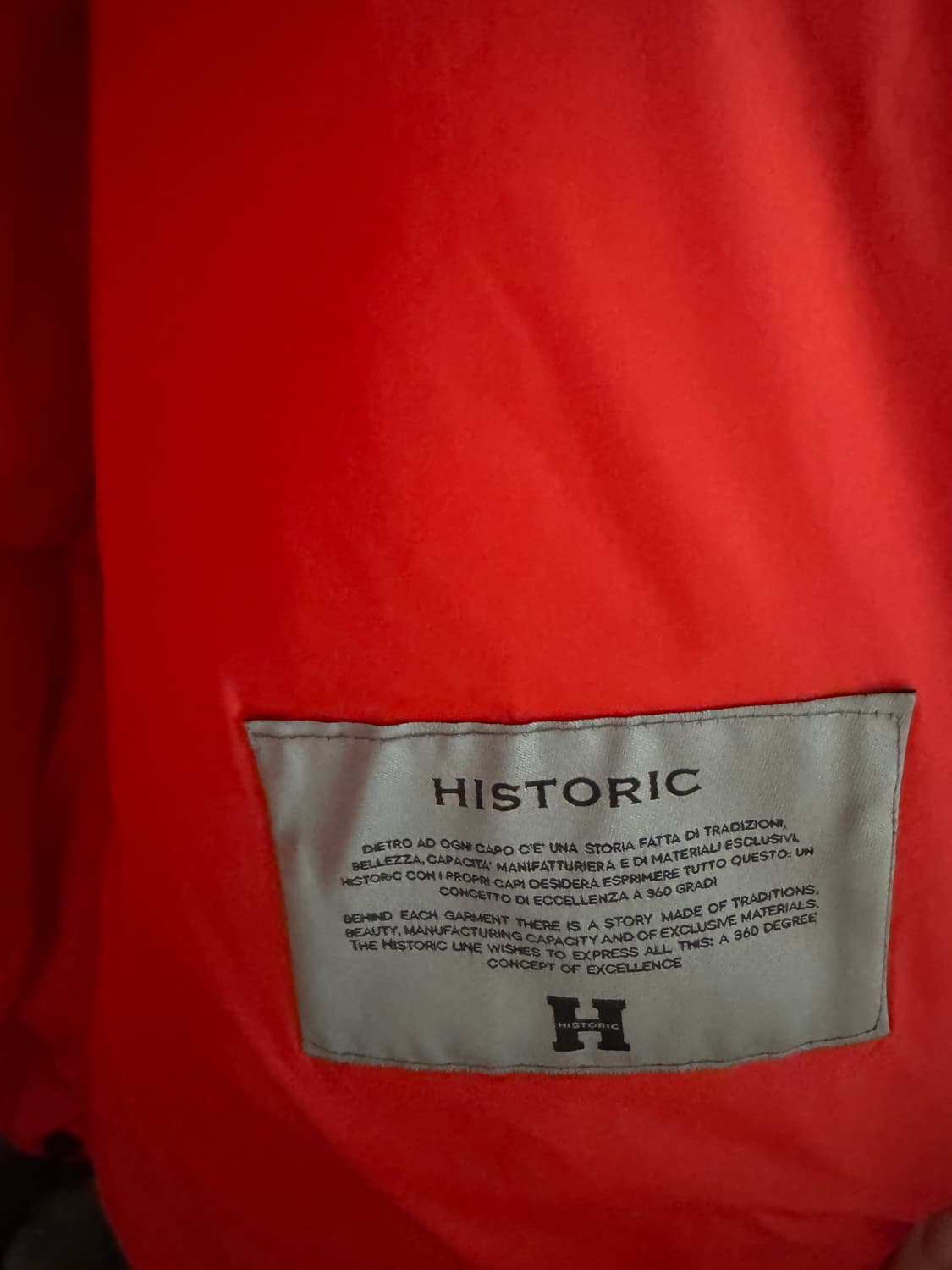 히스토릭리서치 레드 컬러 화이트 덕다운 패딩 상품이미지4