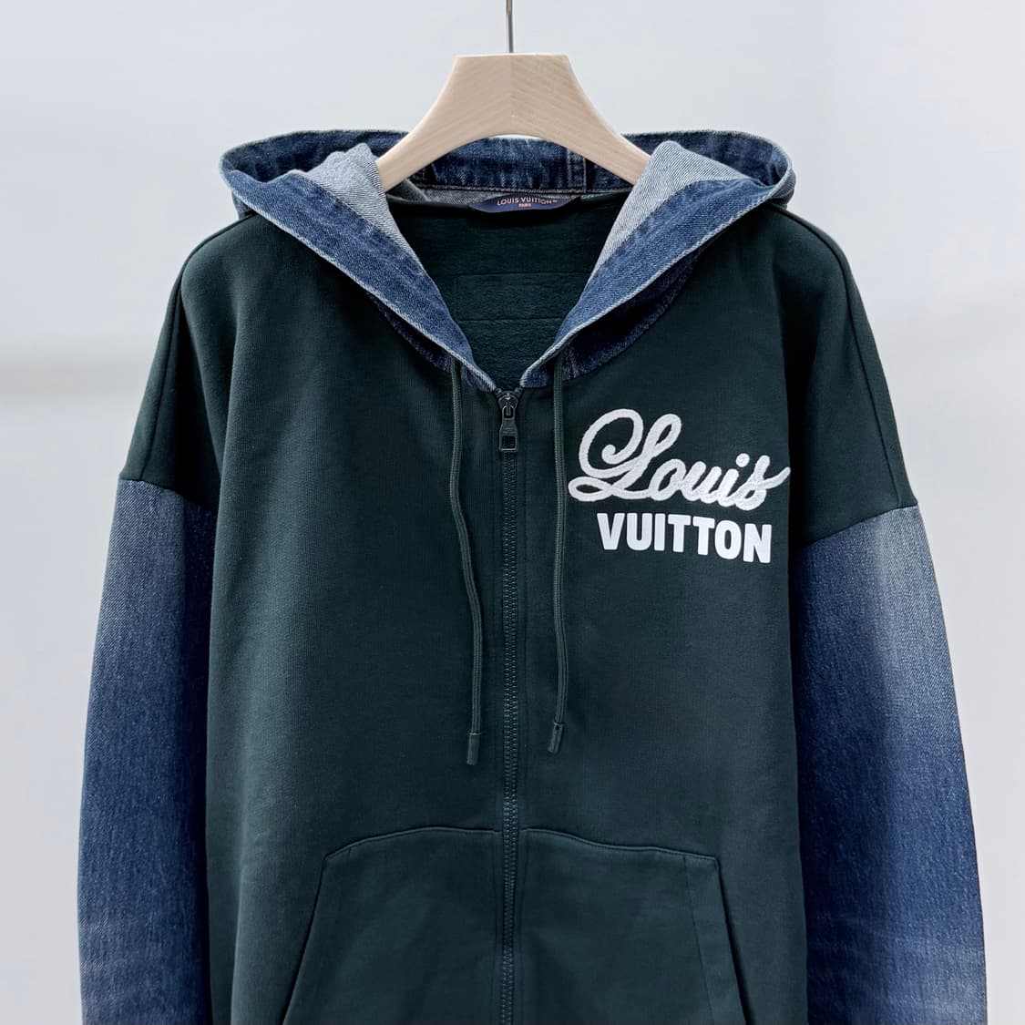 [S+급/3XL] 루이비통 하이브리드 후드 데님자켓 상품이미지3