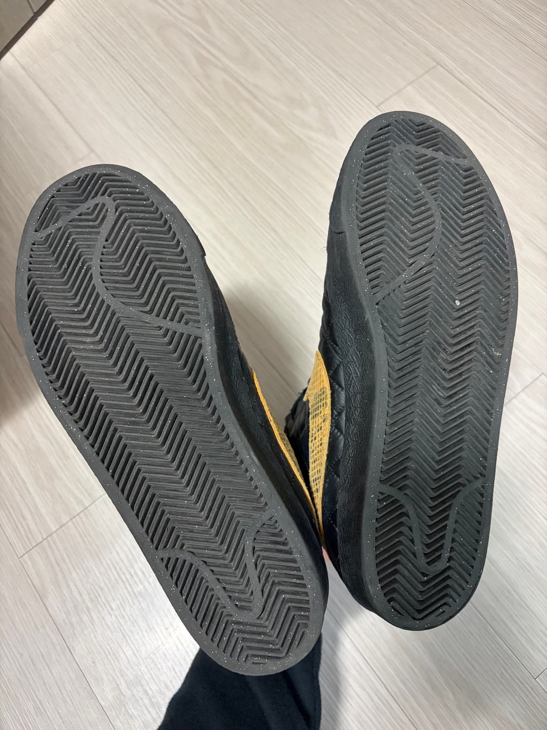 나이키SB 슈프림 블레이저 270 상품이미지4