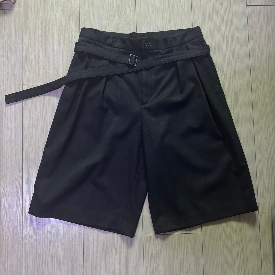L) Youth 유스 Belted Bermuda Pants 차콜 그레이 상품이미지3