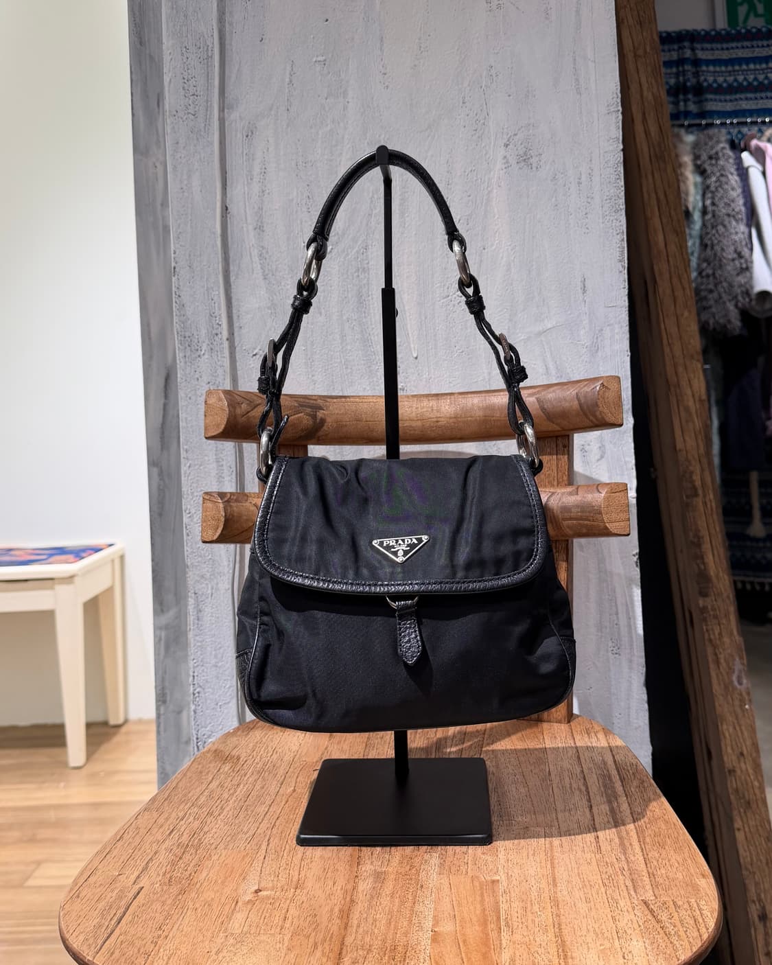 프라다 블랙 나일론 미니 숄더백 상품이미지2