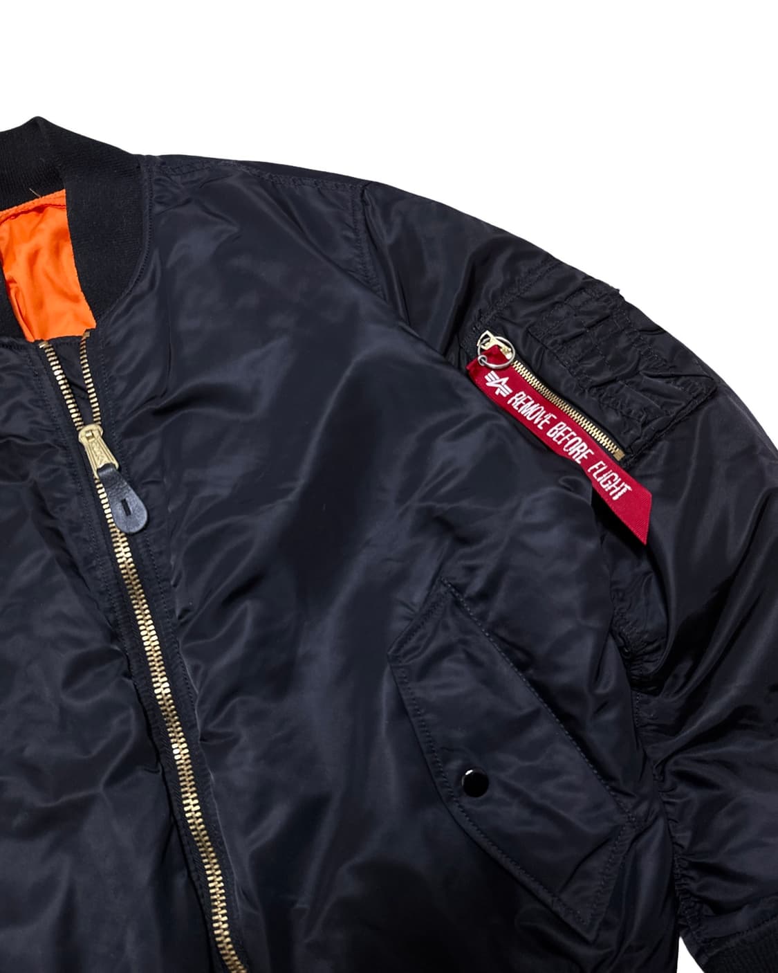 알파인더스트리 ma-1 블랙 항공점퍼 상품이미지4