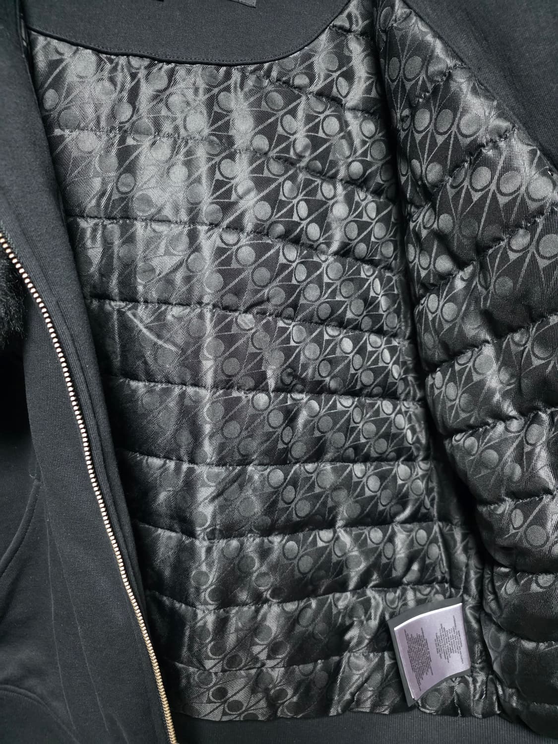 무스너클정품 블랙후드집업 팝니다 상품이미지5