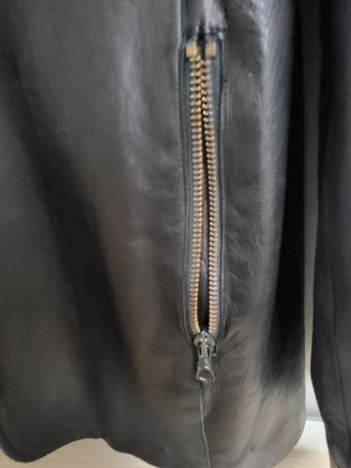 Emporio Armani 90s Leather Jacket 상품이미지5