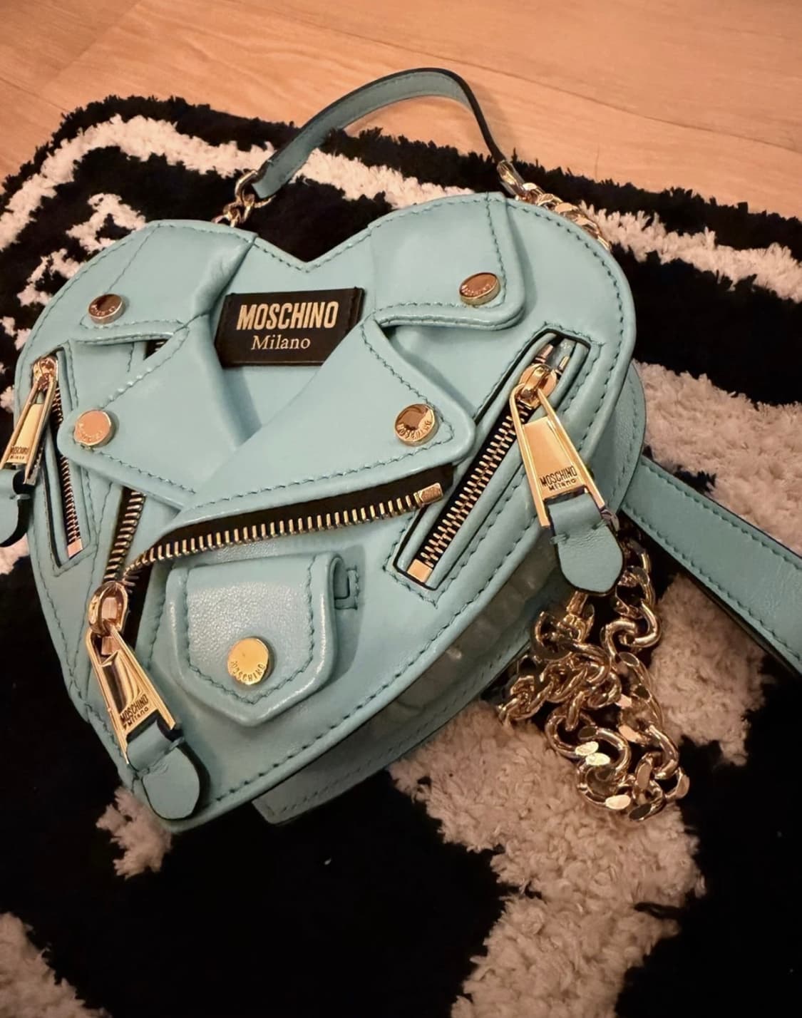 모스키노 바이크백 스카이블루 색상 상품이미지5