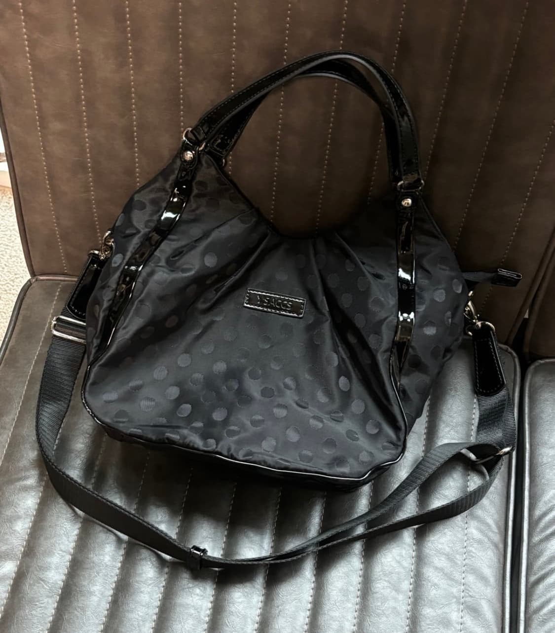 Y’saccs 블랙 도트백 상품이미지3