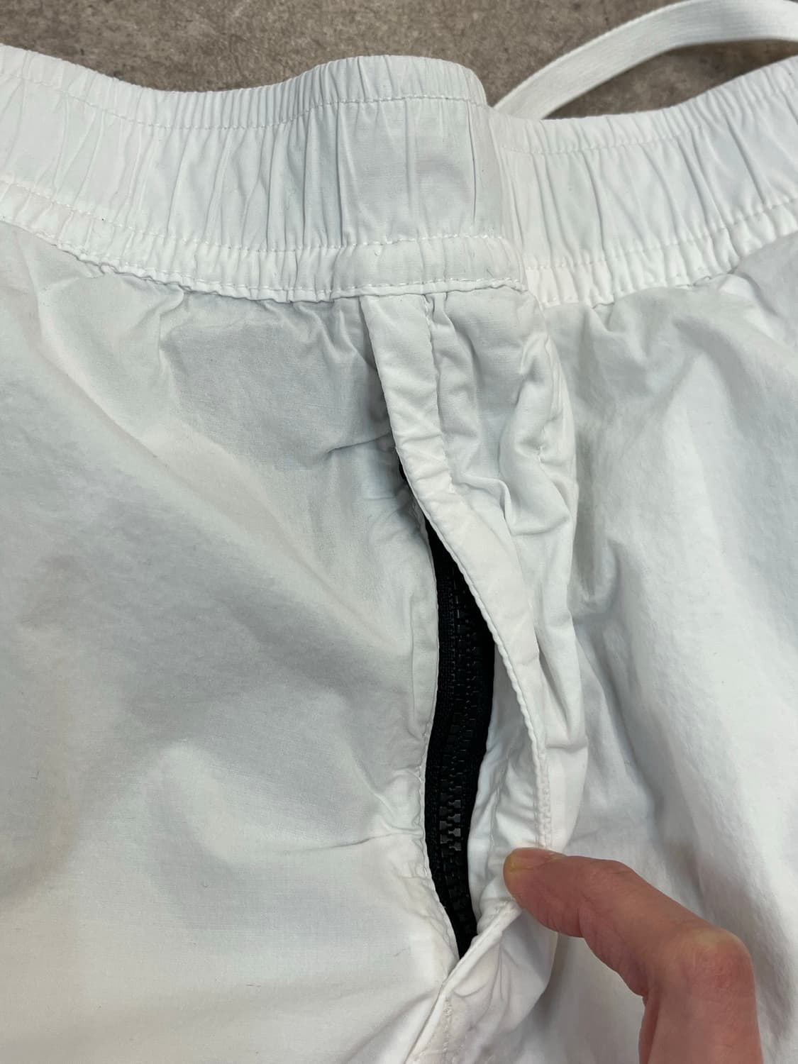 스톤 아일랜드 22SS 와펜 패치 밴딩 카고 팬츠 화이트 W30 #csz 상품이미지4