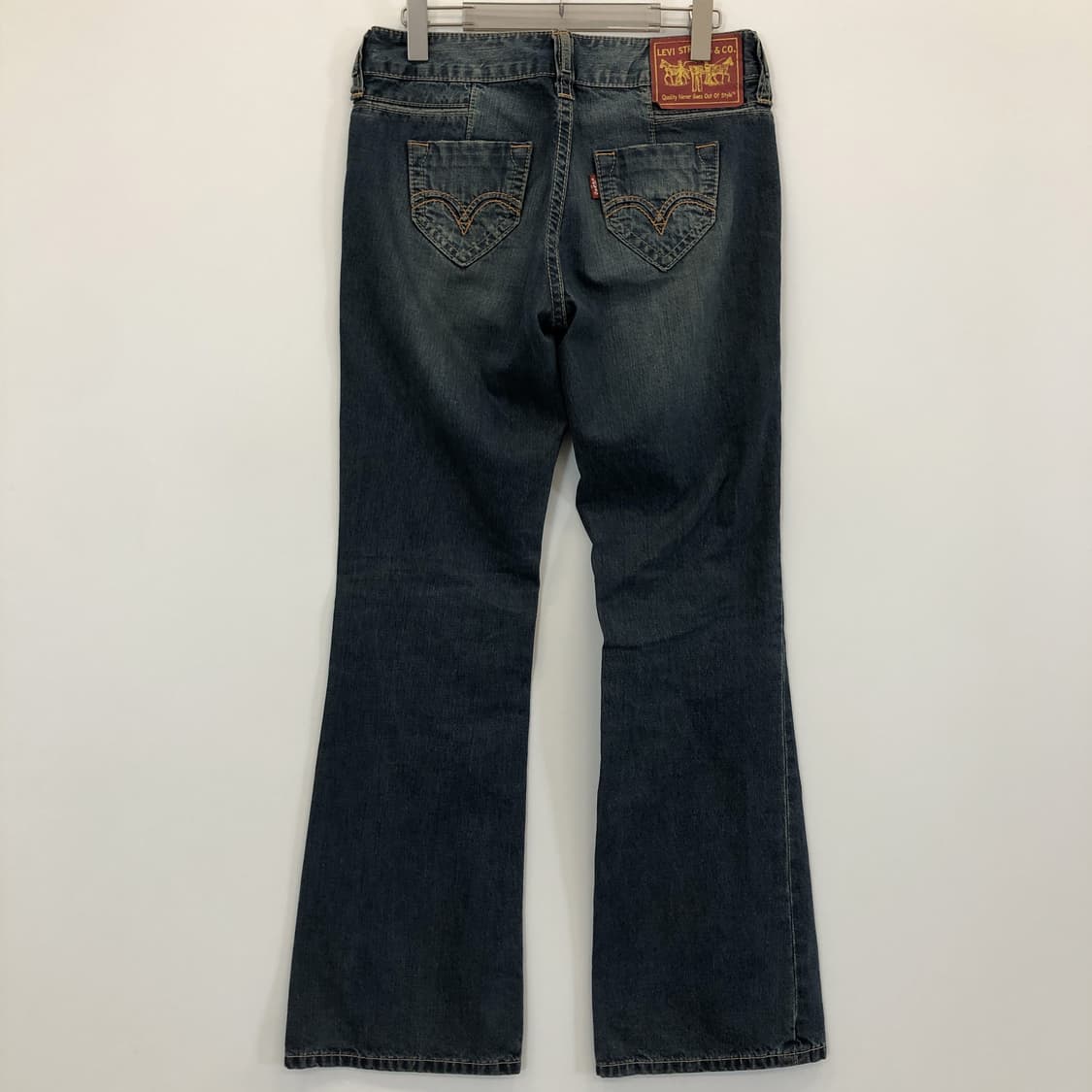 리바이스 00s 레드탭 레트로 부츠컷데님 여성 29  상품이미지3