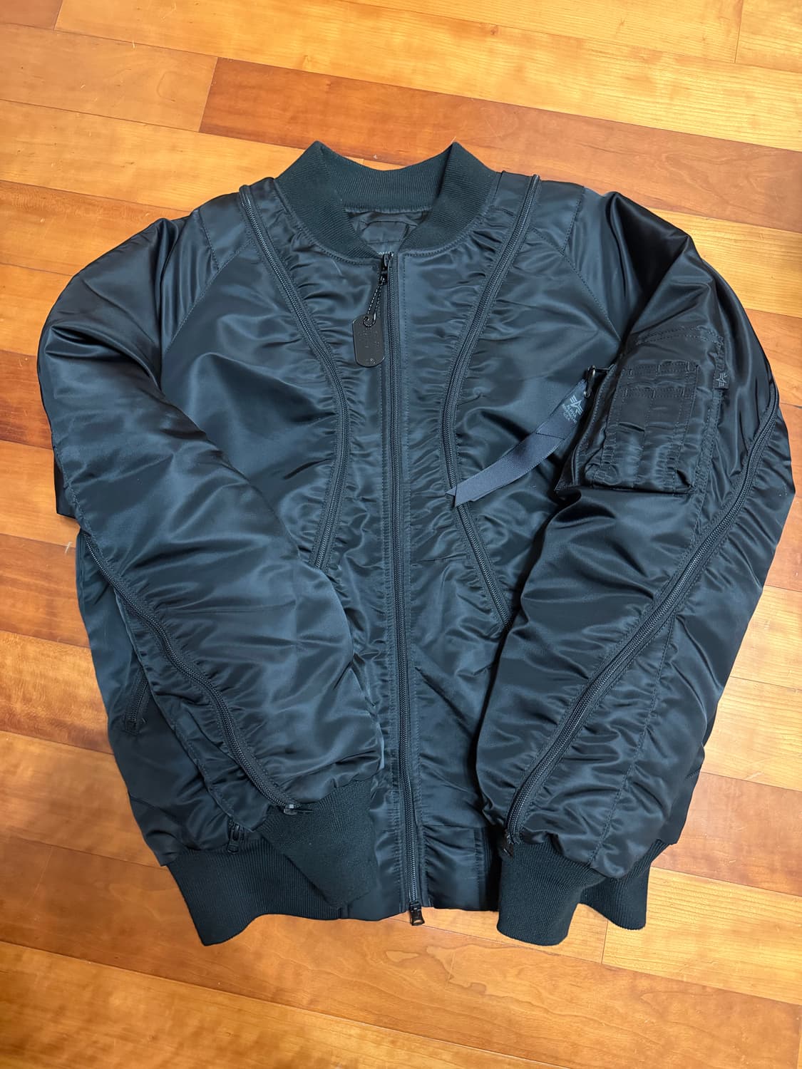 산산기어X알파인더스트리 MA-1 상품이미지1