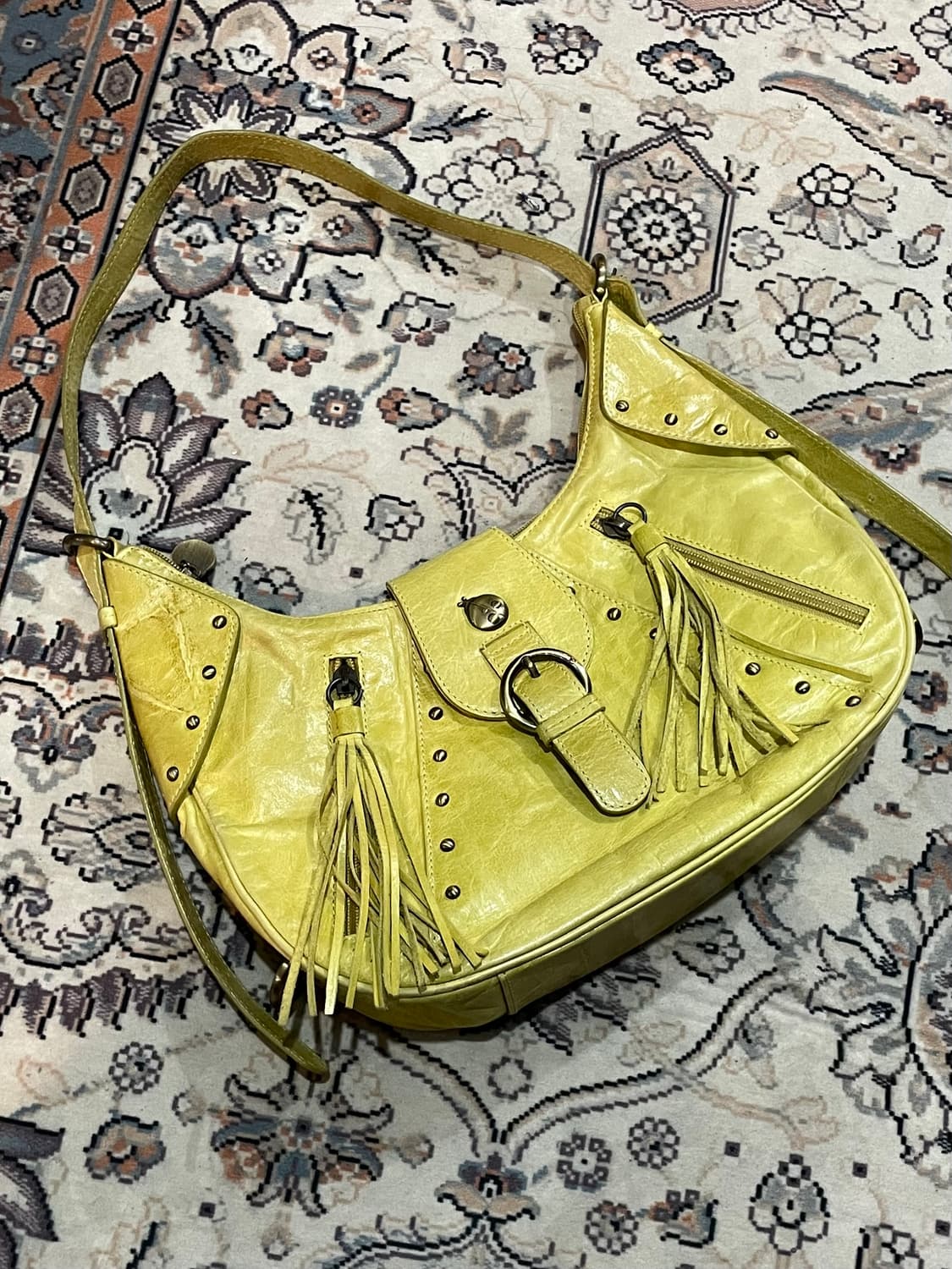 레더 숄더백 상품이미지1