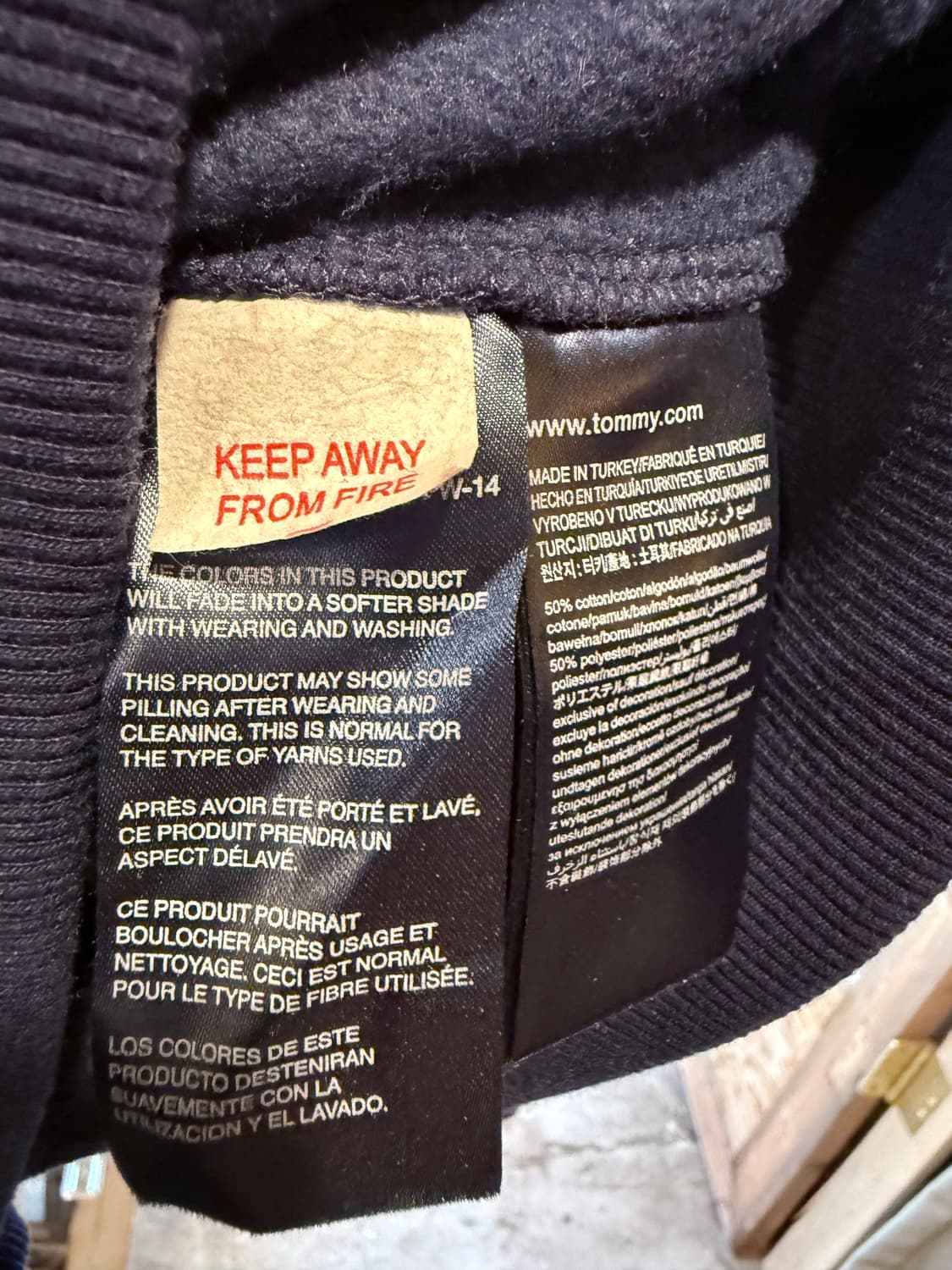 타미힐피거 빅플래그 후드티 상품이미지3