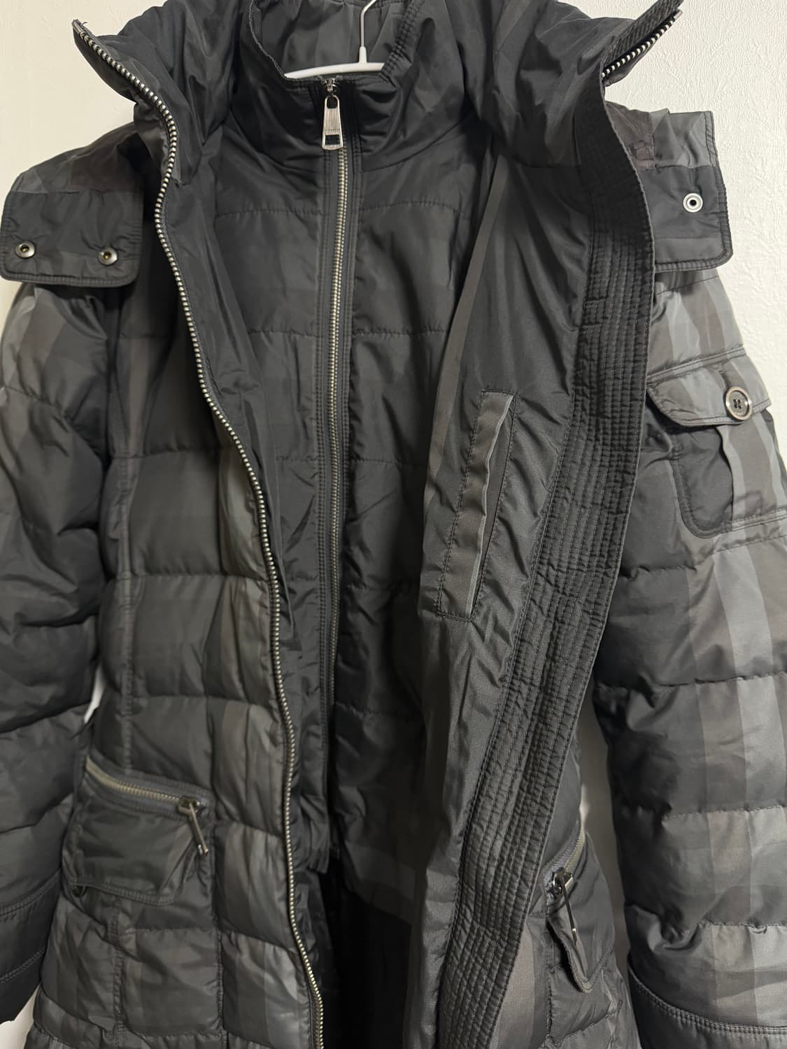 버버리 브릿 체크 패턴 롱패딩 상품이미지3