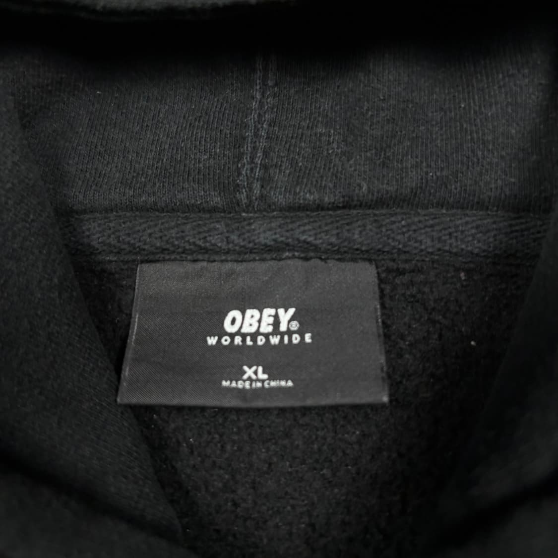 오베이 블랙컬러 후드티 상품이미지3