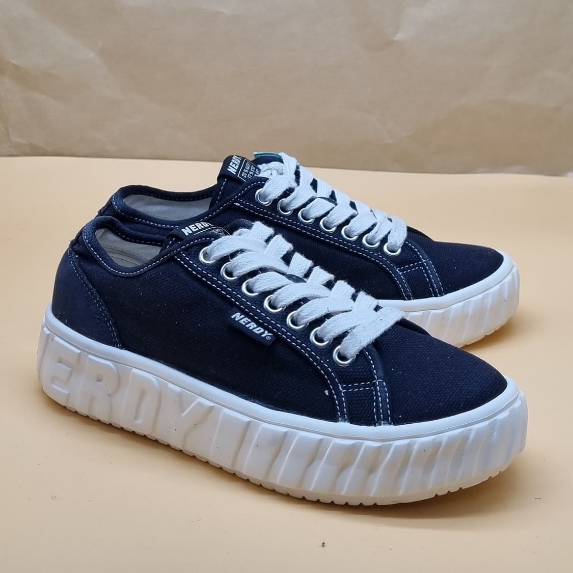 널디 앤디 여성스니커즈235. 상품이미지1