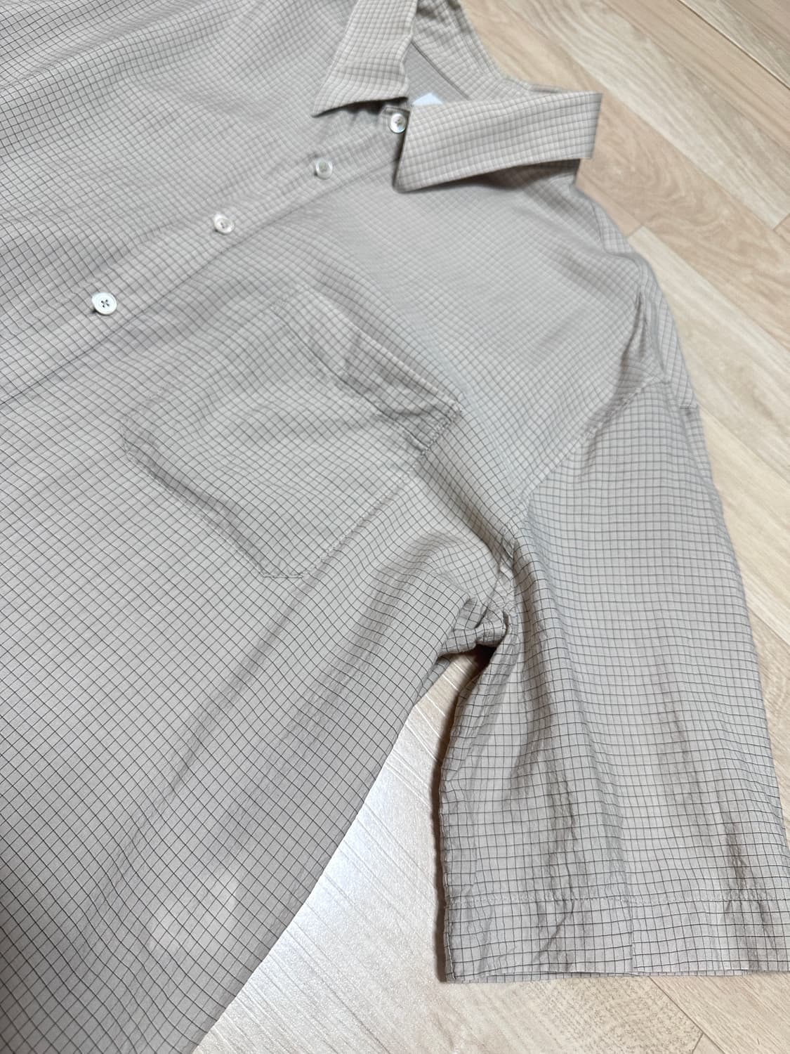 [XL] 르메르 22SS 남성 레귤러 카라 반팔 셔츠 누드 상품이미지5