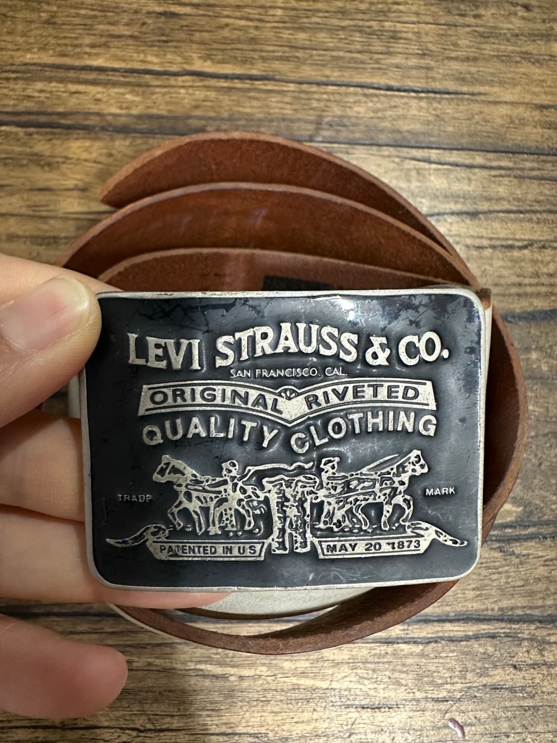 리바이스Levis 투홀스 버클 이탈리아 가죽 브라운 벨트 FREE 상품이미지2