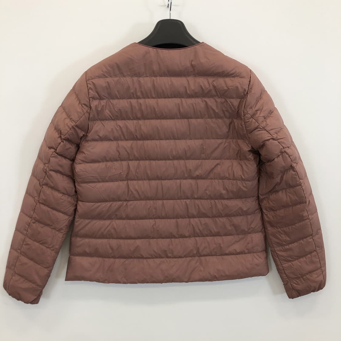 유니클로 울트라라이트다운 경량패딩 L  상품이미지4