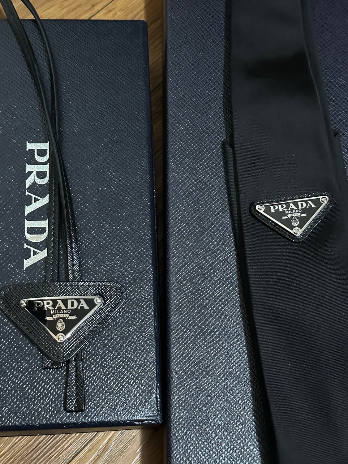 프라다 볼로 타이 상품이미지1