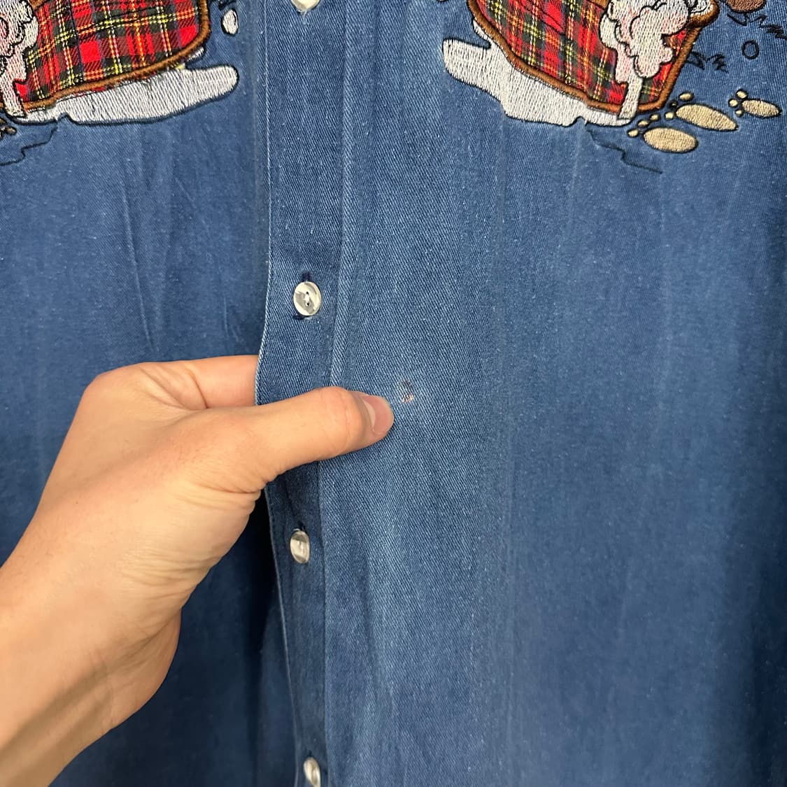 90‘s 루니툰 자수 셔츠 상품이미지4