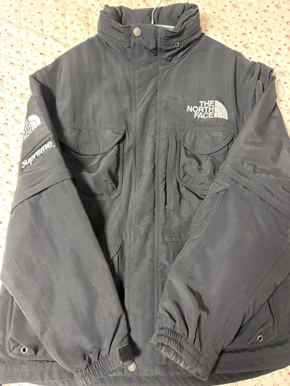 [S] 슈프림 x 노스페이스 트레킹 컨버터블 자켓 블랙 - 22SS 상품이미지5