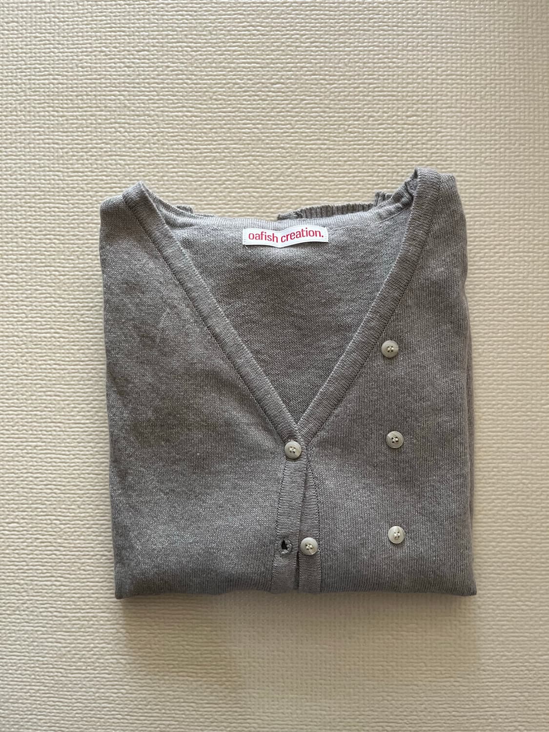 oafish 오피쉬 언발란스 투웨이 버튼 가디건 , 그레이 상품이미지5
