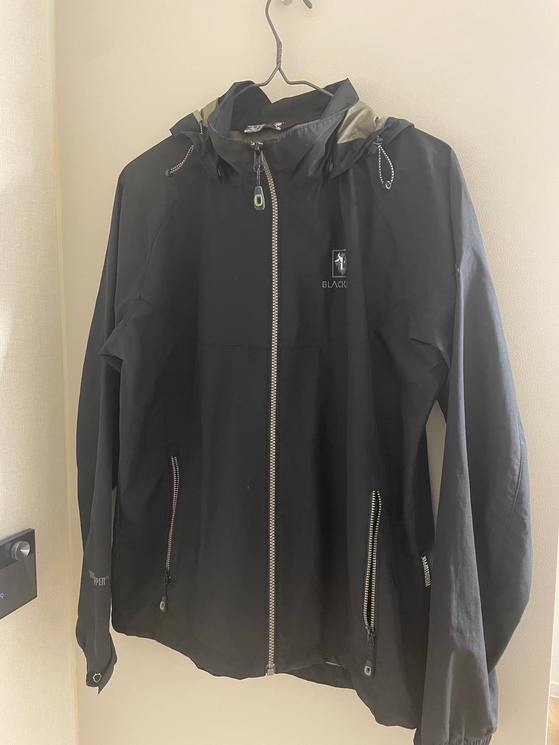 블랙야크 바람막이 상품이미지1