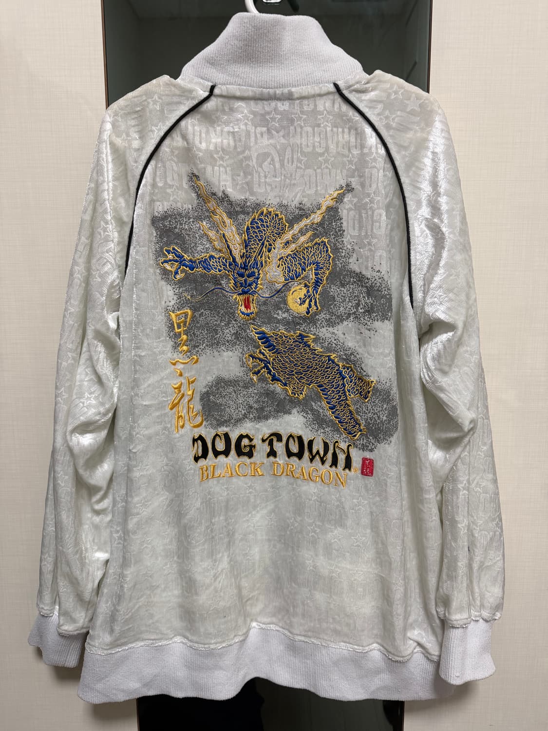 도그타운 벨벳 집업 상품이미지4