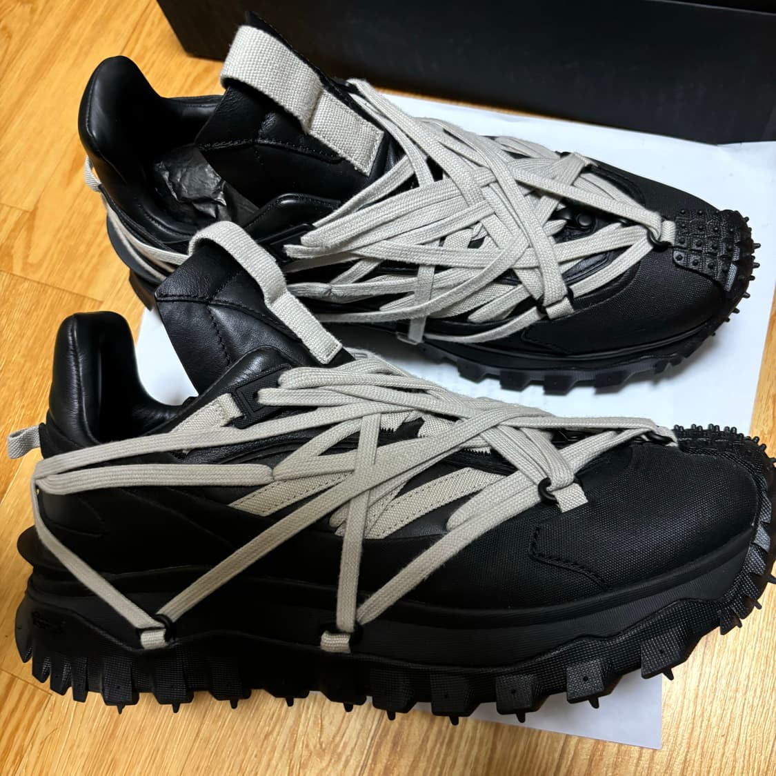 릭오웬스 몽클레르 트레일그립 메가레이스 상품이미지3