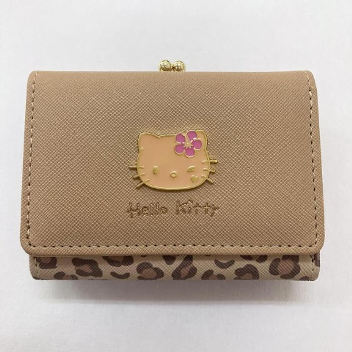 Hello kitty 헬로키티 베이지 호피 레오파드 패턴 지갑 새상품 상품이미지1