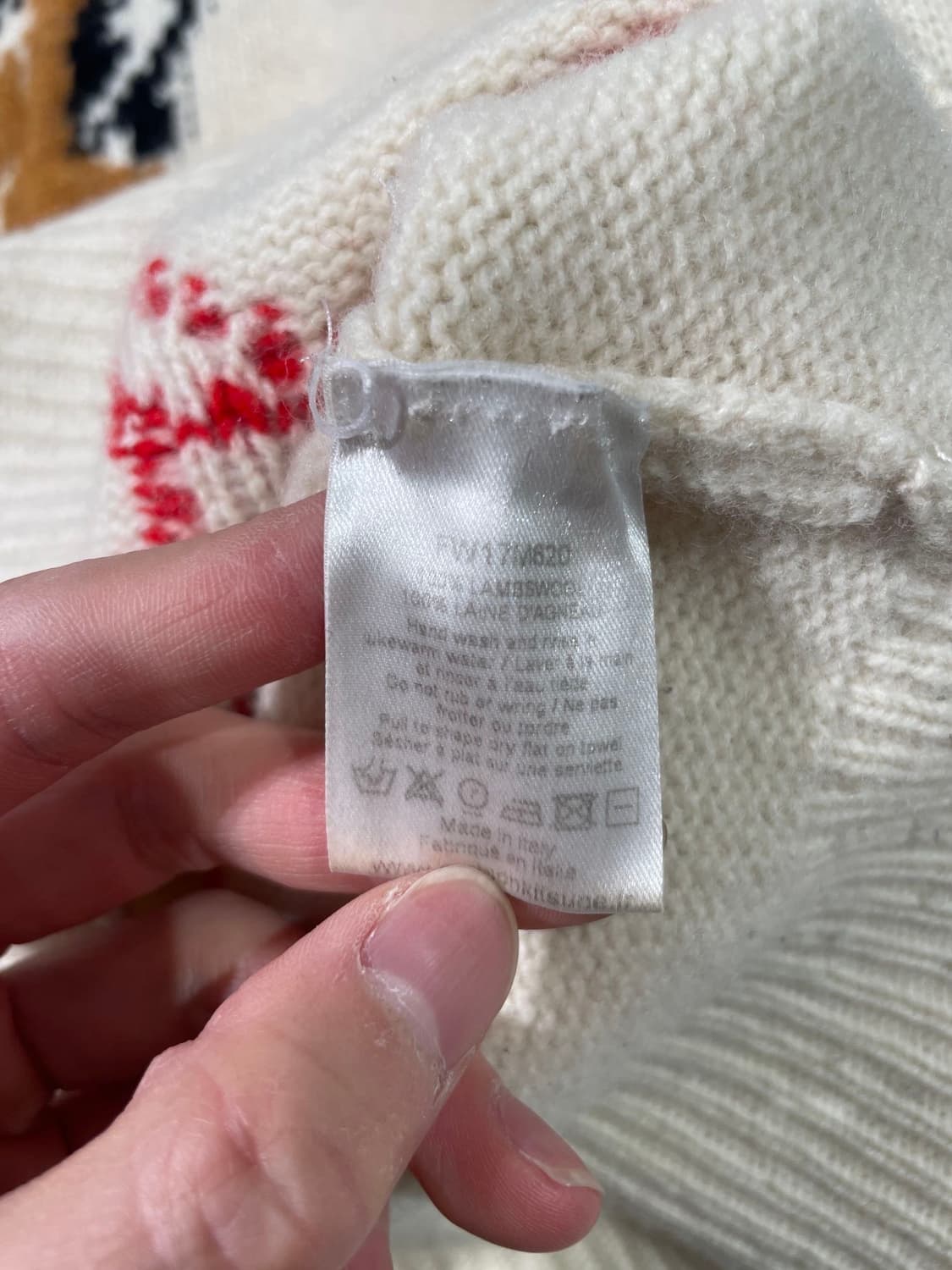 메종 키츠네 아이보리 폭스 헤드 스타즈 스웨터 상품이미지8